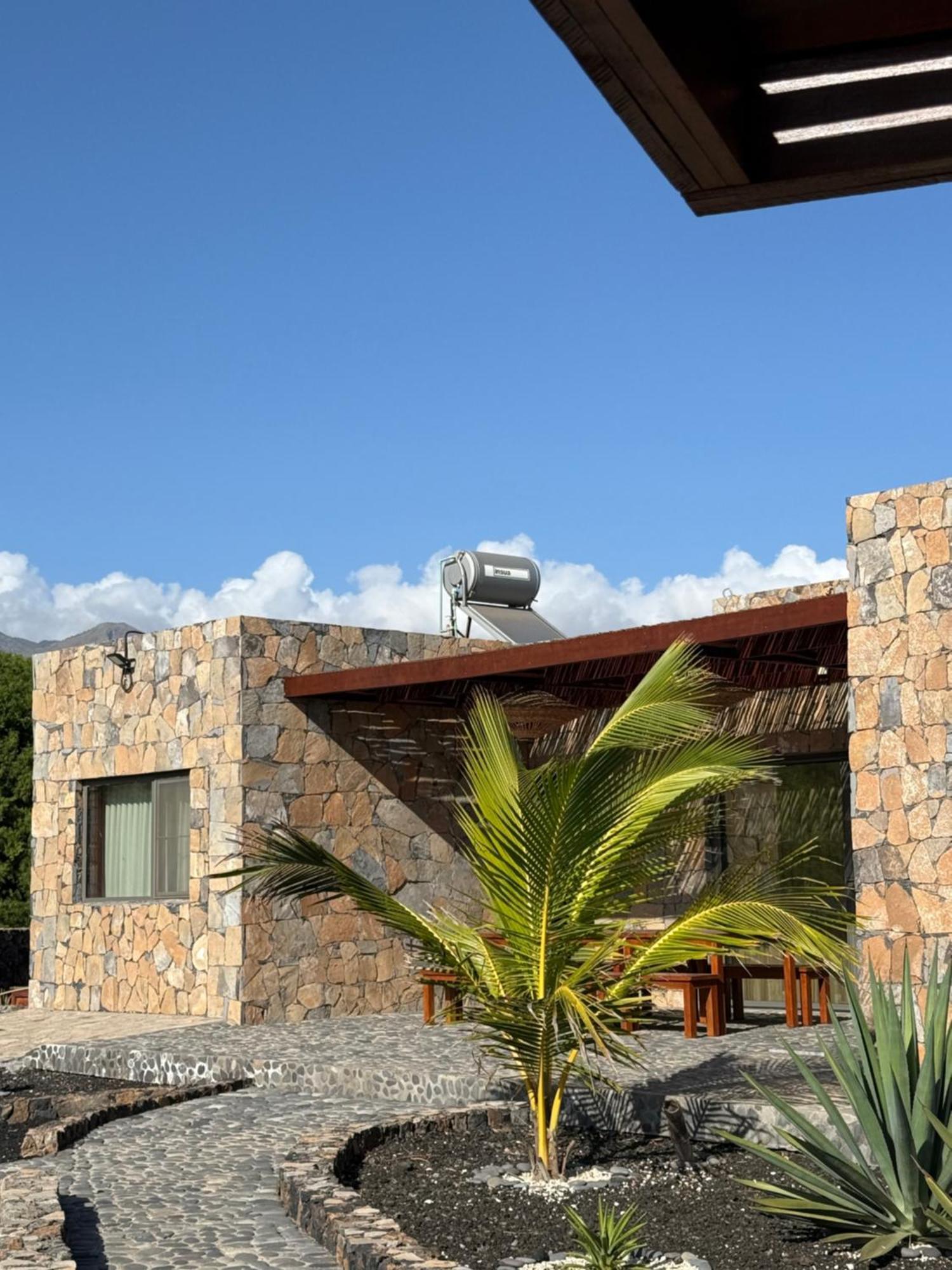 Vila Babosa Porto Novo  Ngoại thất bức ảnh